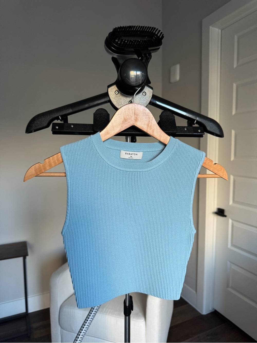 Babaton Light Blue Ribbed Crop Tank - Picture 3 of 4